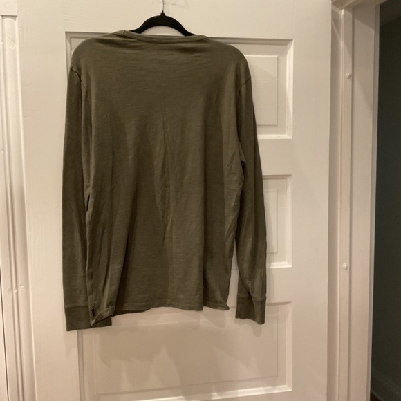 Express Men’s Size Medium Olive Long sleeved shirt - Picture 2 of 4